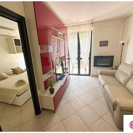 Eva Le Residenze Appartement Marco Simone Buitenkant foto